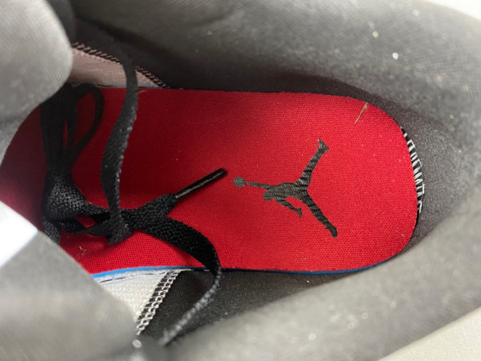 Air Jordan 1 Low 553558-030