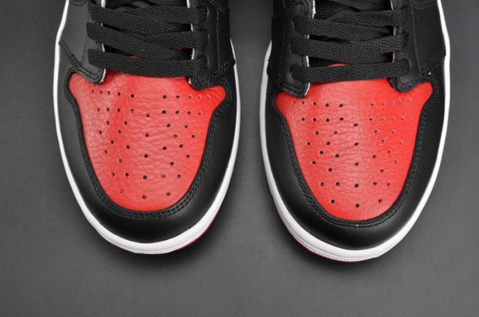 Air Jordan 1 Retro High OG “Banned” red mens 555088-001