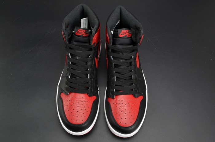 Air Jordan 1 Retro High OG “Banned” red mens 555088-001