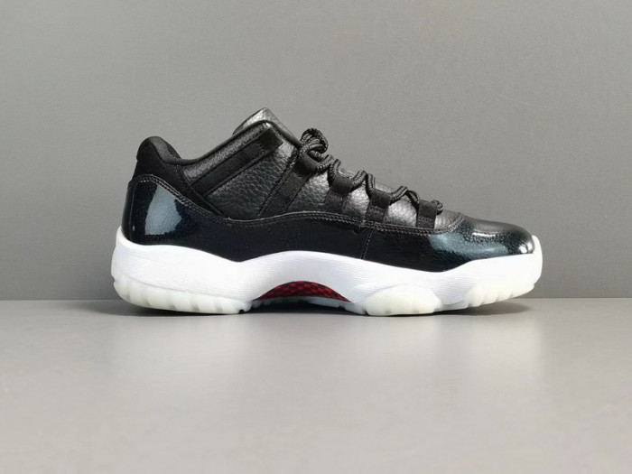 AIR JORDAN 11 RETRO LOW