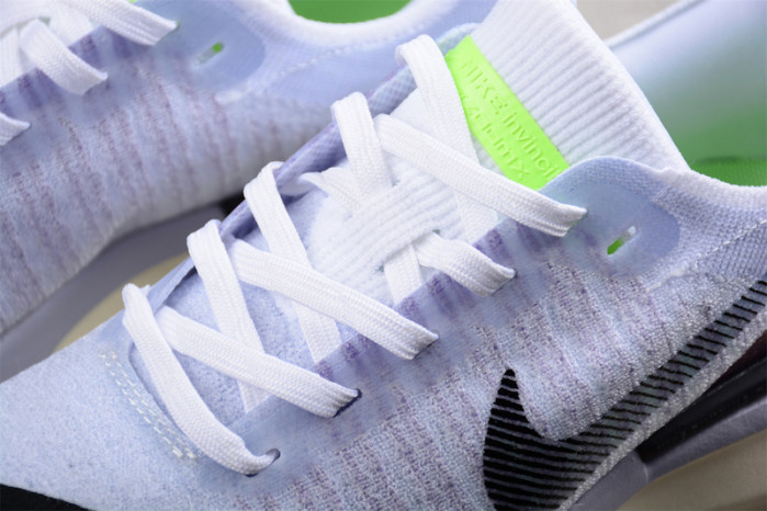 Nike WMNS ZOOMX INVINCIBLE 3