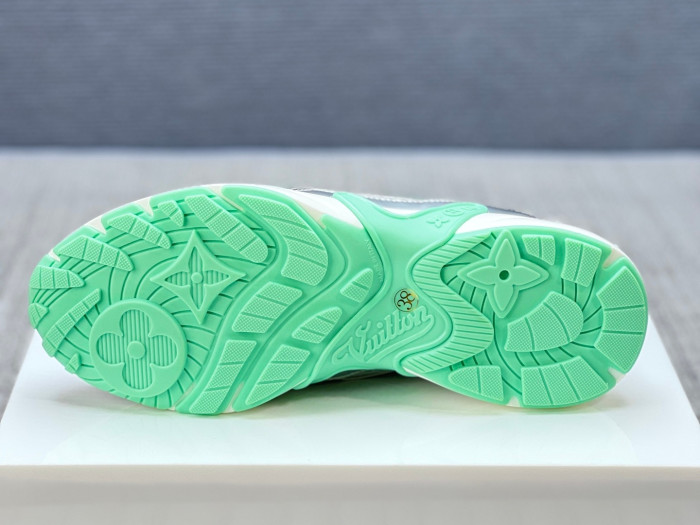 l0vis Vvtt0n olympia l&v-272